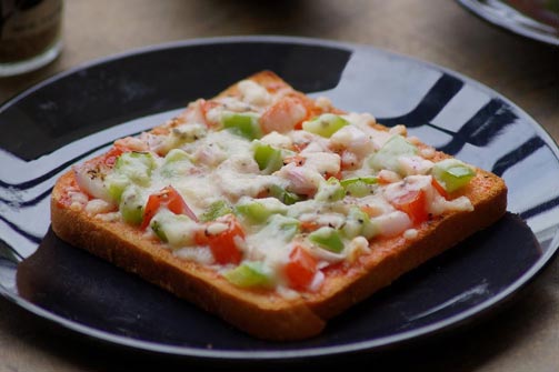 Bread Pizza - Bhu Agro Foods Private Limited - Best Agriculture Foods Provider in Surat, India